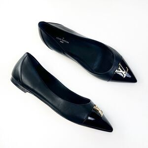 LOUIS VUITTON Capucine Flat Ballerina Size 37 Pointed Toe Black Leather LV Logo